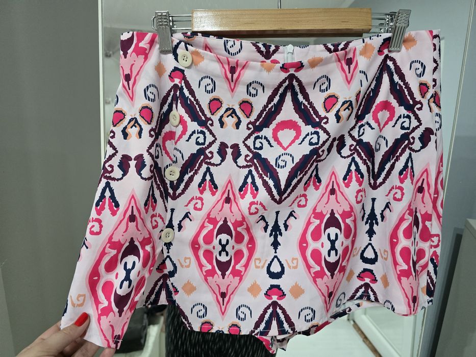 Pantaloni scurti de vara