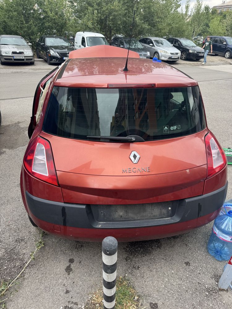 Renault megane 1.6 бензин 2005