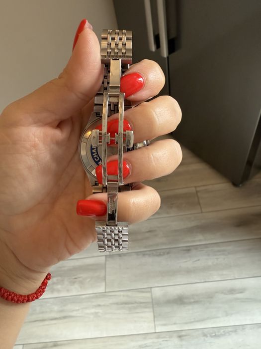 Ceas Edox pe baterie , fara defecte . Detin si zalele in plus