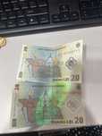 Vand bacnote de 20 de lei