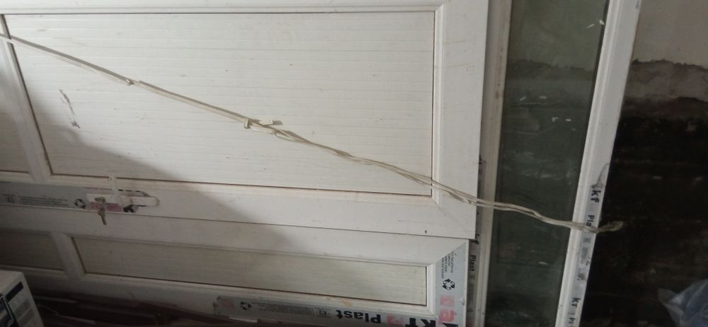 3 акфа двери и 5 деревянные двери, нархлар. телефон оркали келишилади