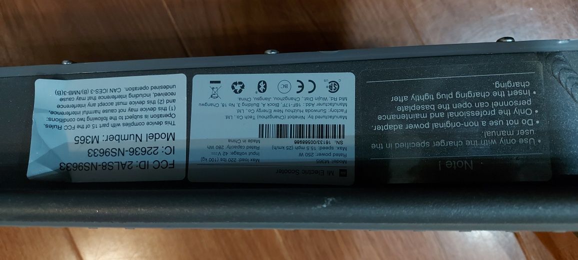 Электросамокат Xiaomi M365
