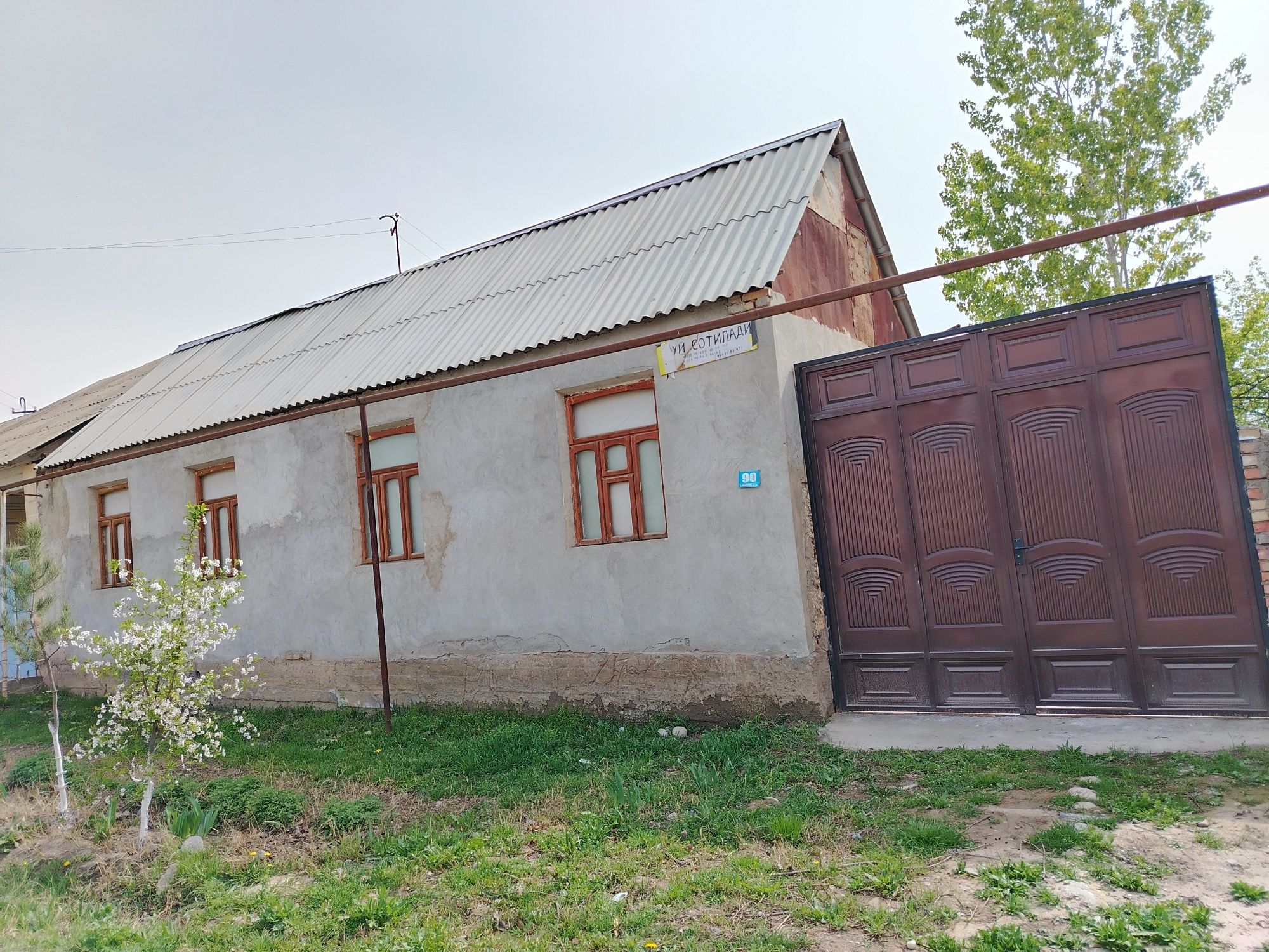 Quvasoy shahar qochqorchi qishlogi uy sotiladi