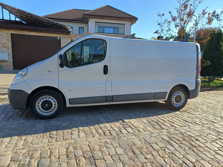 Opel Vivaro LUNG 2014