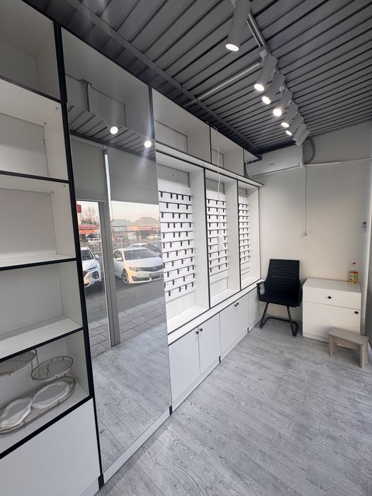 Новый шкаф бижутерия сумка витрина зеркало айна мебель бизнес