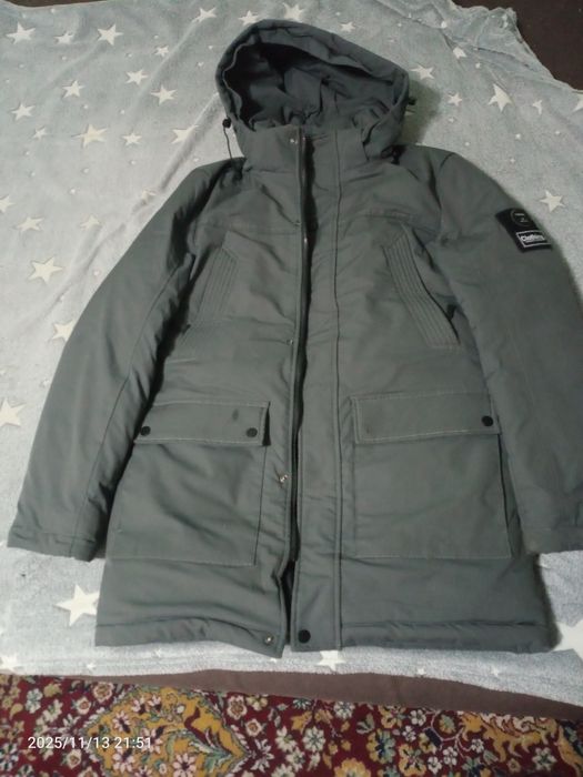 Продам куртку на подростка