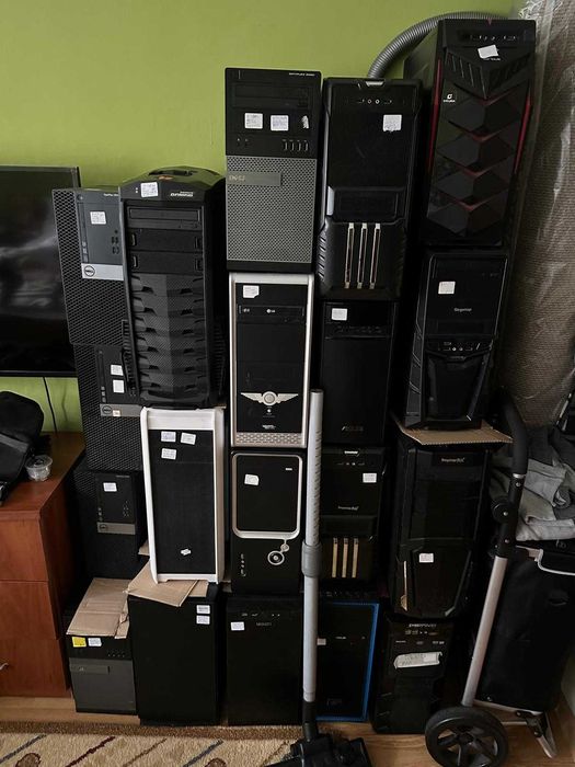 Carcase PC Calculator Negru Rosu pentru BUILD