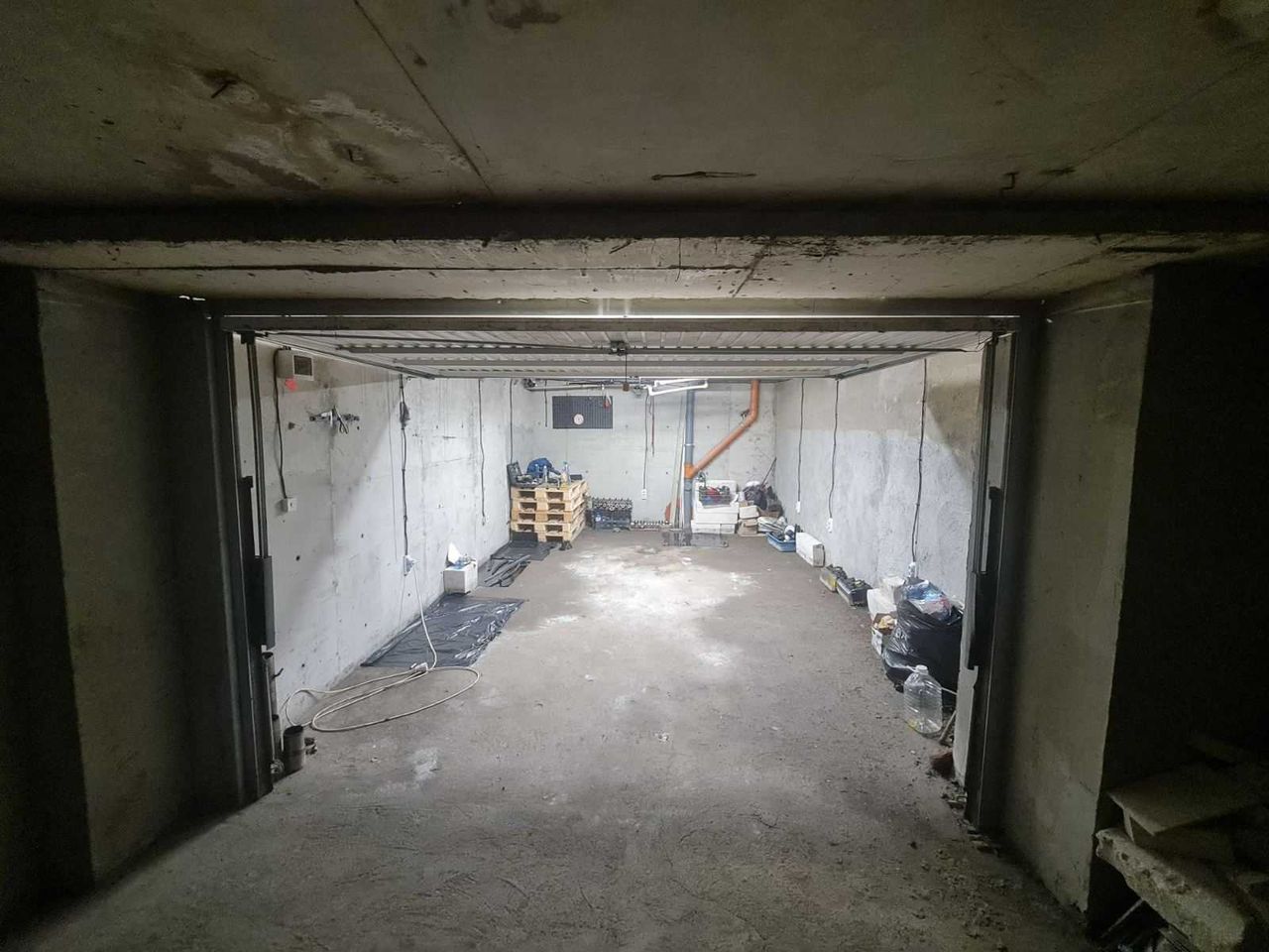 Дава се под наем Гараж / Паркомясто в София, Редута - 25 кв.м за 153 € - Снимка #3
