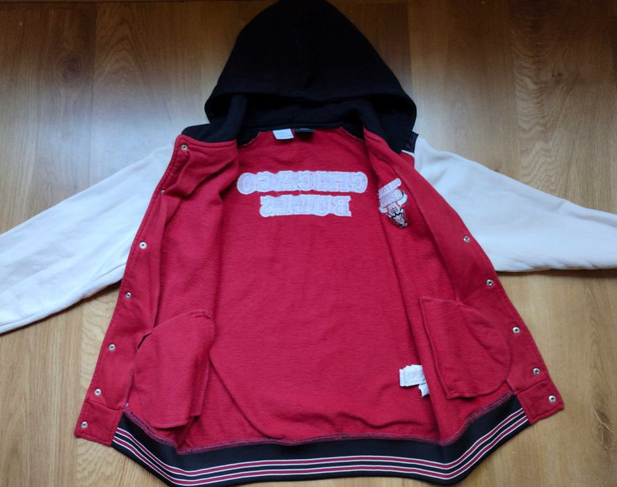 NBA / Chicago Bulls - детски суичър с качулка