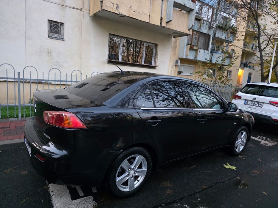 Mitsubishi Lancer 1.5 benzina