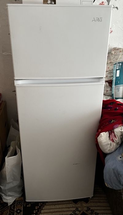 Продаю холодильник