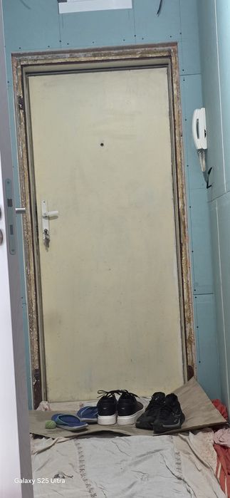 Врата 150лв топ състояние