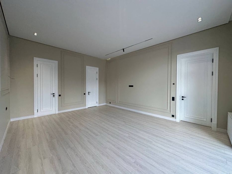 Дом High Town Mall 600 кв.м