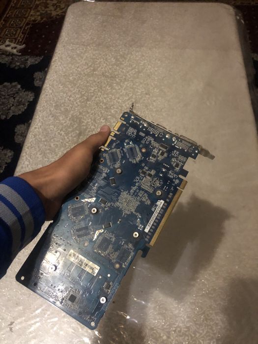 gts 250 1 gb 256 bit