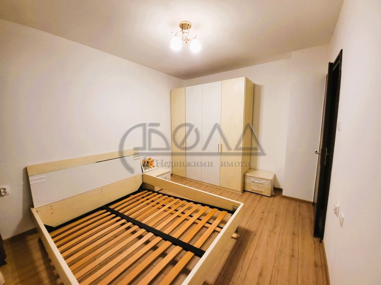 Дава се под наем Тристаен апартамент в София, Хиподрума - 100 кв.м за 700 € - Снимка #11
