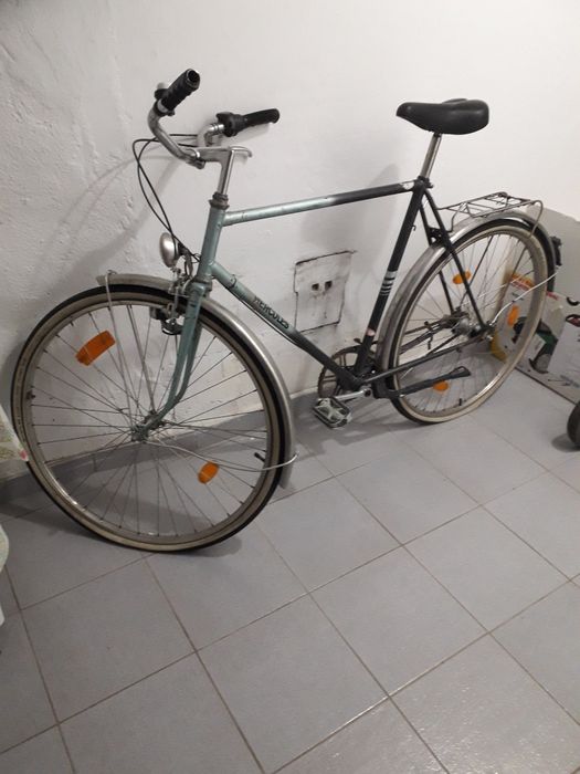 vând bicicletă adulți