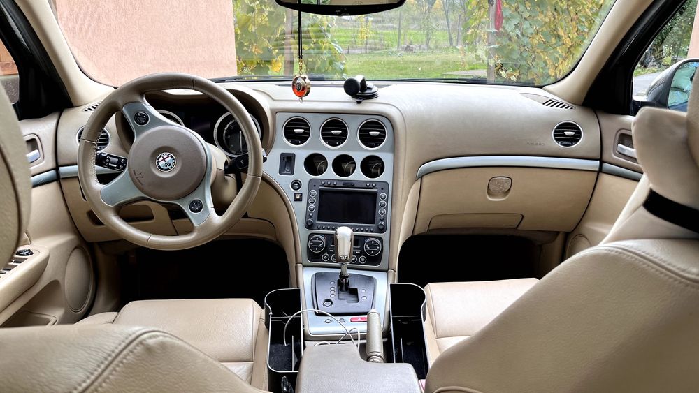 Vand Alfa Romeo 159 1.9 JTDm 150 cai automată