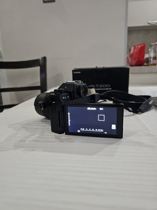 Фотоапарат Mirrorless Fujifilm X-T200, 24.2 MP, 4K, Обек