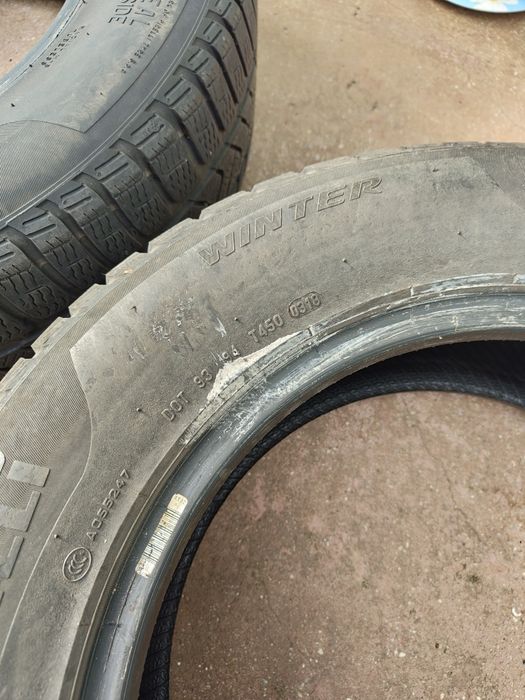 Anvelope de iarna 215/60 r16 95h,pretul este pentru toate