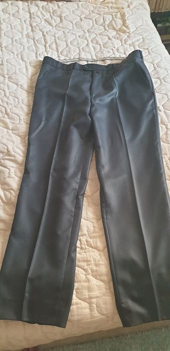 Costum  mire negru mărimea 48