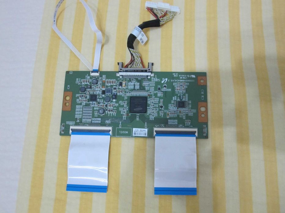 T-con 13SQ60VBMB4C4LV0.2 (P2720E3I00A8) Tv Pionner ,etc- ieftin