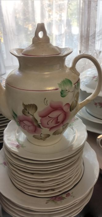 Чайники фарфоровые и керамический по 500 тг