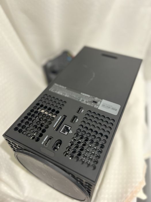 Продается xbox series x на 1 tb