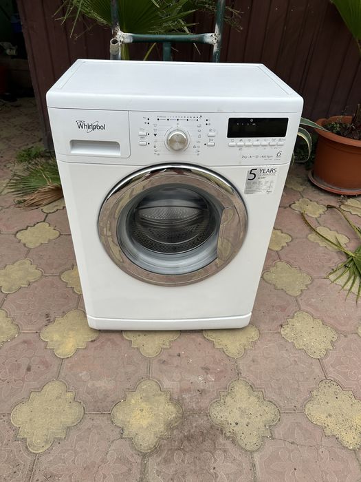 Vând masina spalat whirpool 7 kg
