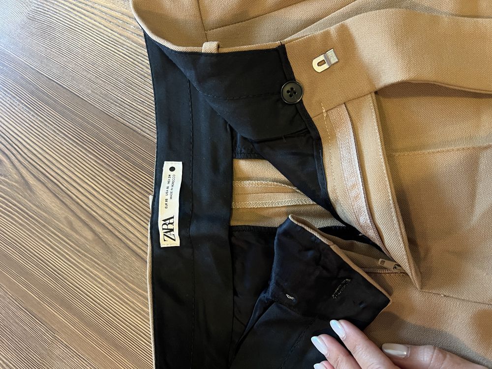 Панталон Zara НОВ