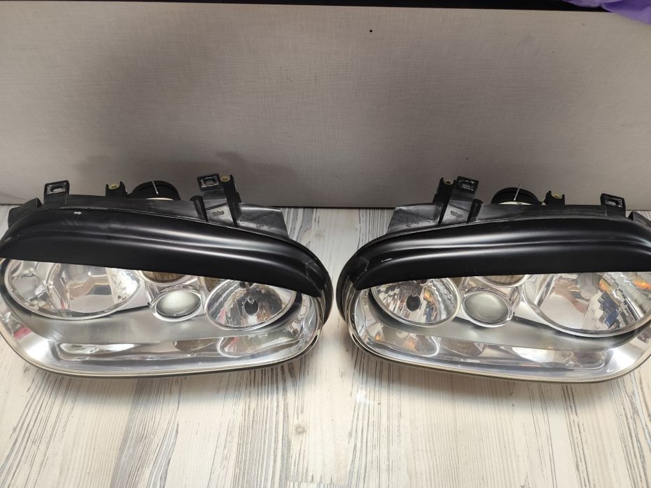 Faruri Golf 4 cu proiectoare