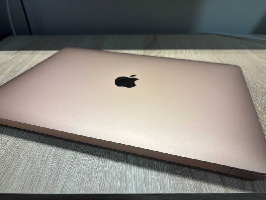 Macbook Air 13 2019 ca nou