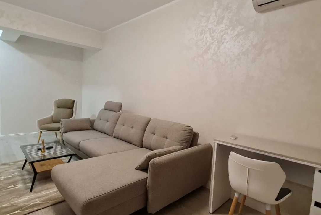 Дава се под наем Двустаен апартамент в Пловдив, Център - 44 кв.м за 178.5 € - Снимка #1
