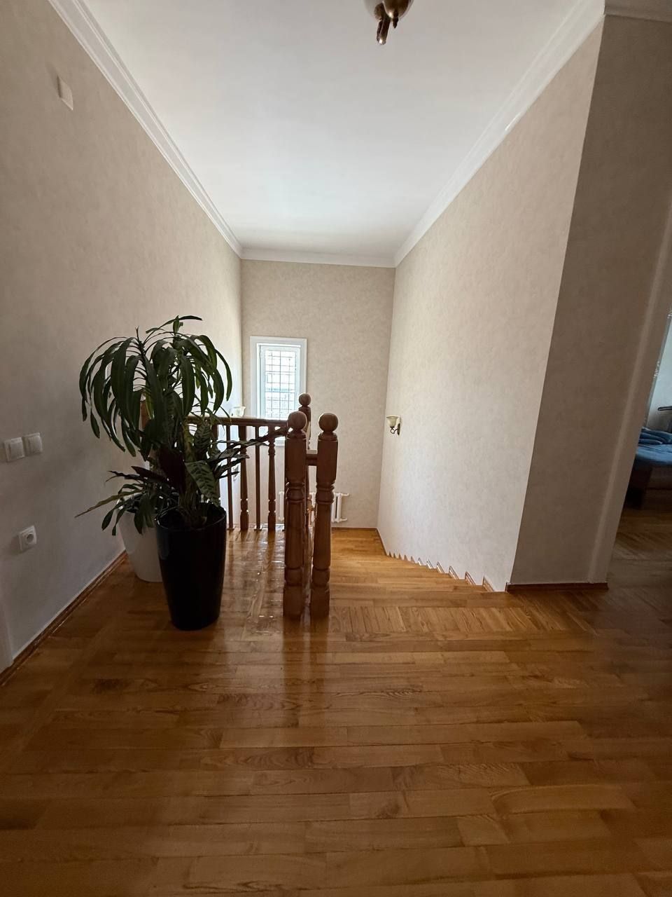 Продается дом 6 комнат, ор-р: Центр Луначарского, 400 м²