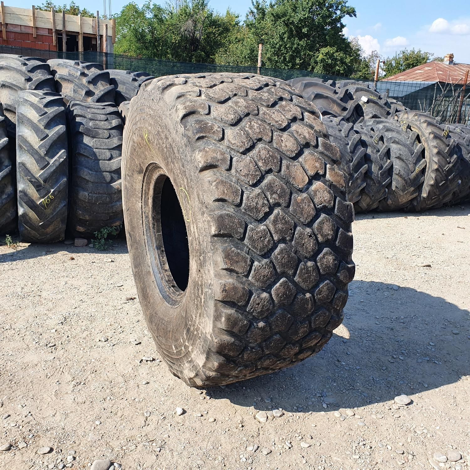 Cauciucuri 24R21 Michelin Anvelope Tractor Second Hand