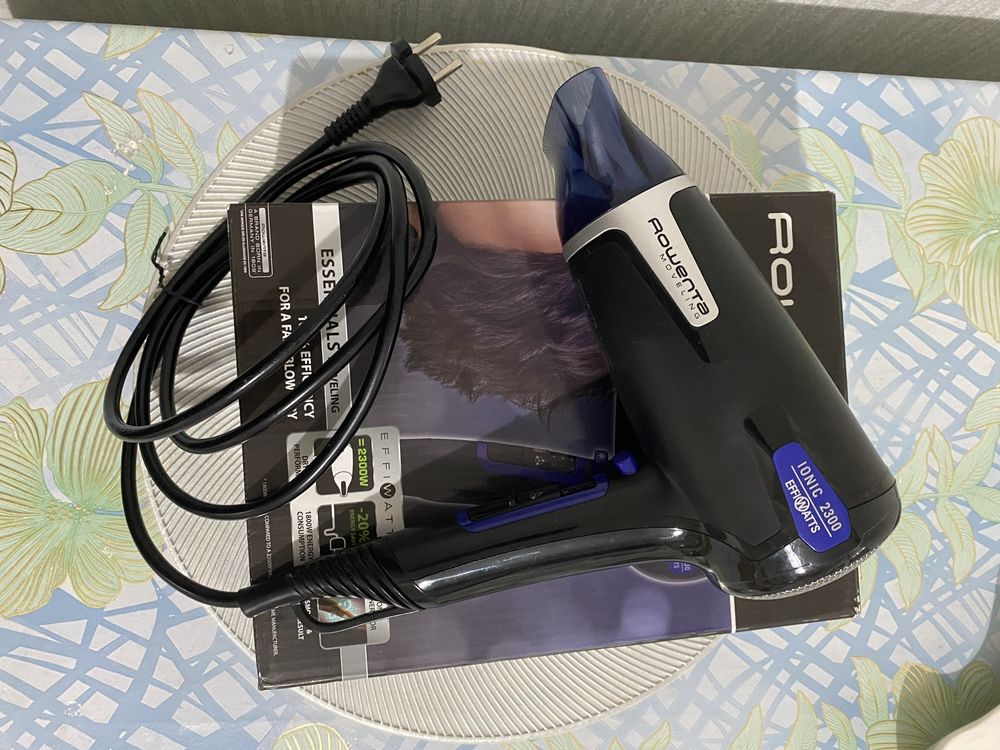 Фен Rowenta CV-3820F0