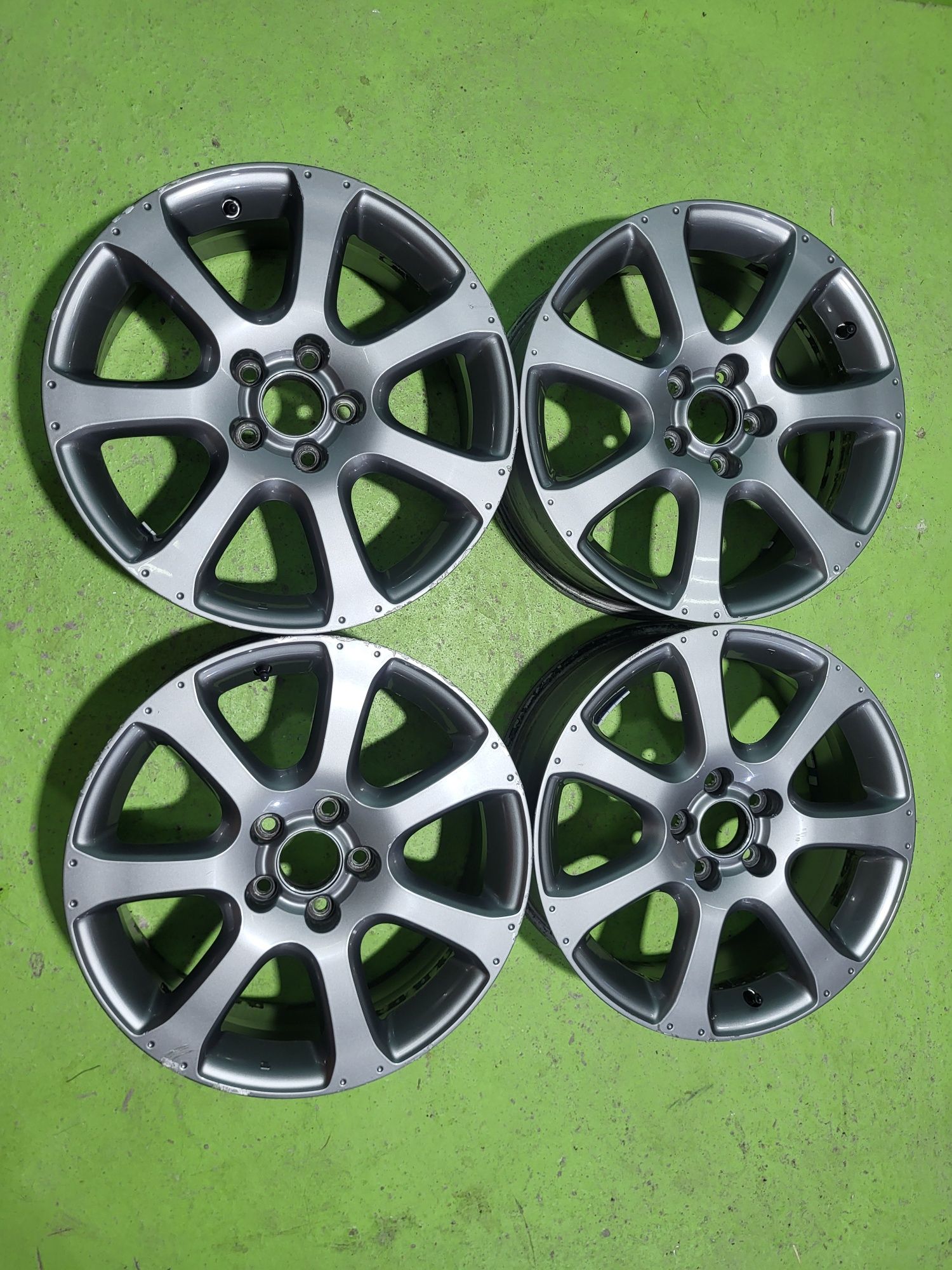 18 5x114.3 Honda лети джанти 5х114.3 Хонда
