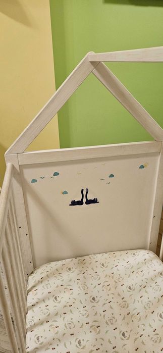 Обзавеждане за детска стая (легло, матрак, скрин, закачалка)