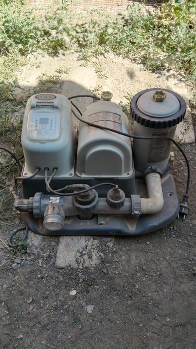 Насос с фильтром для бассейна