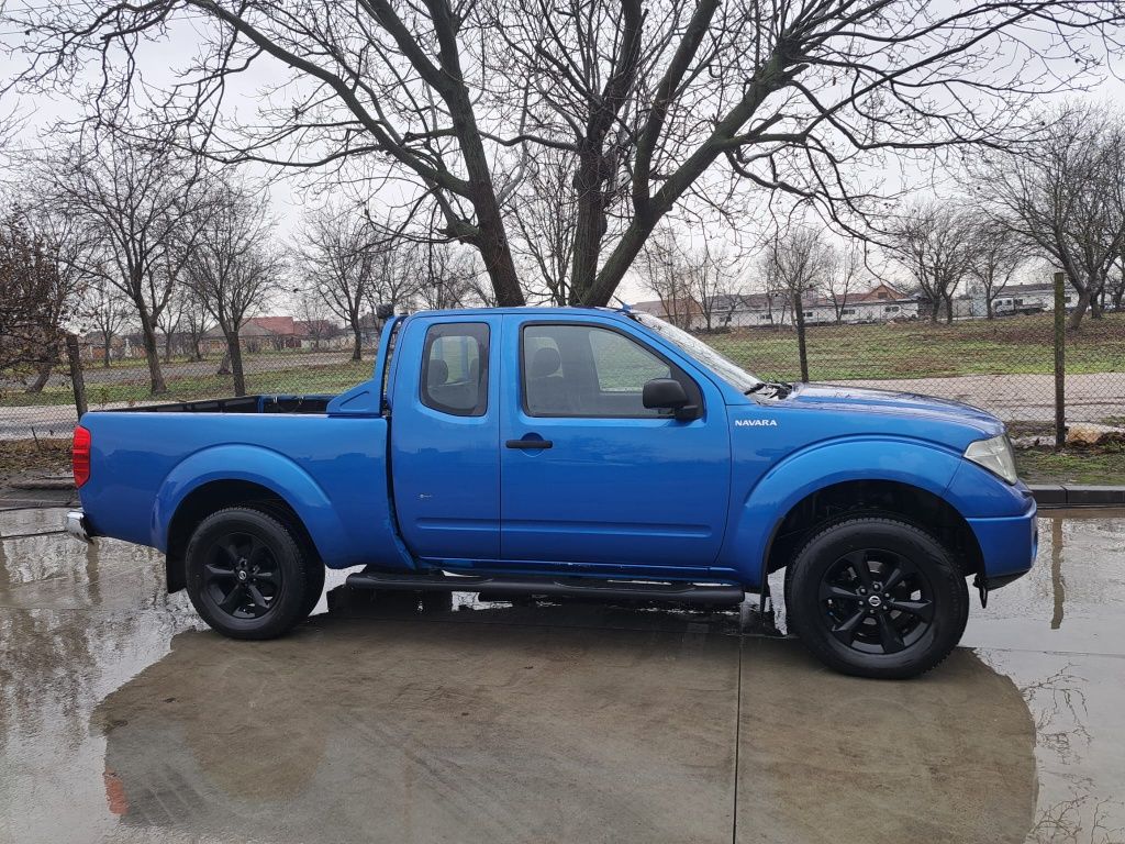 Nissan Navara D40