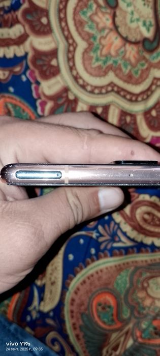 Samsung s20 xolati yaxshi
