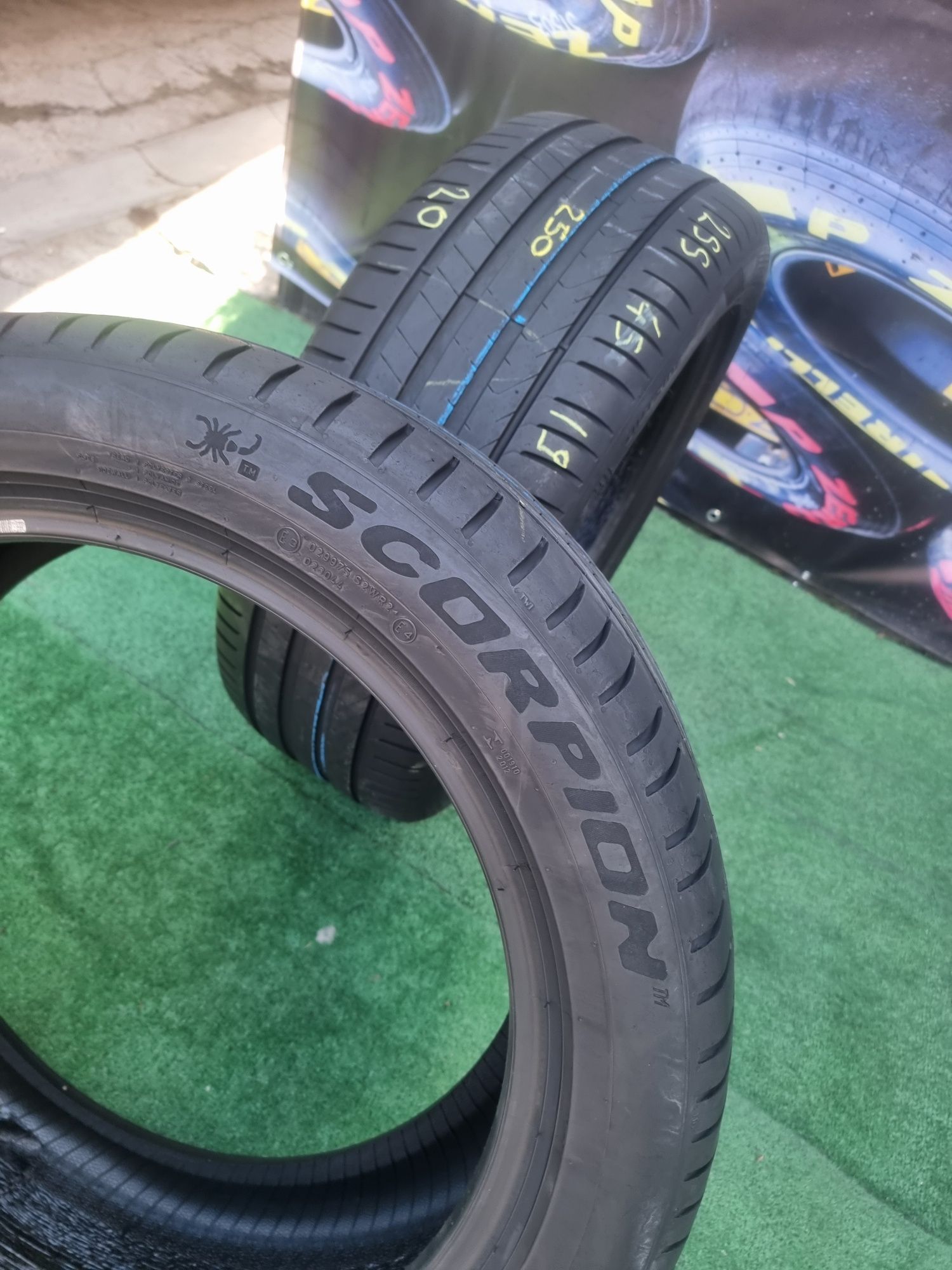 255.45.19 pirelli