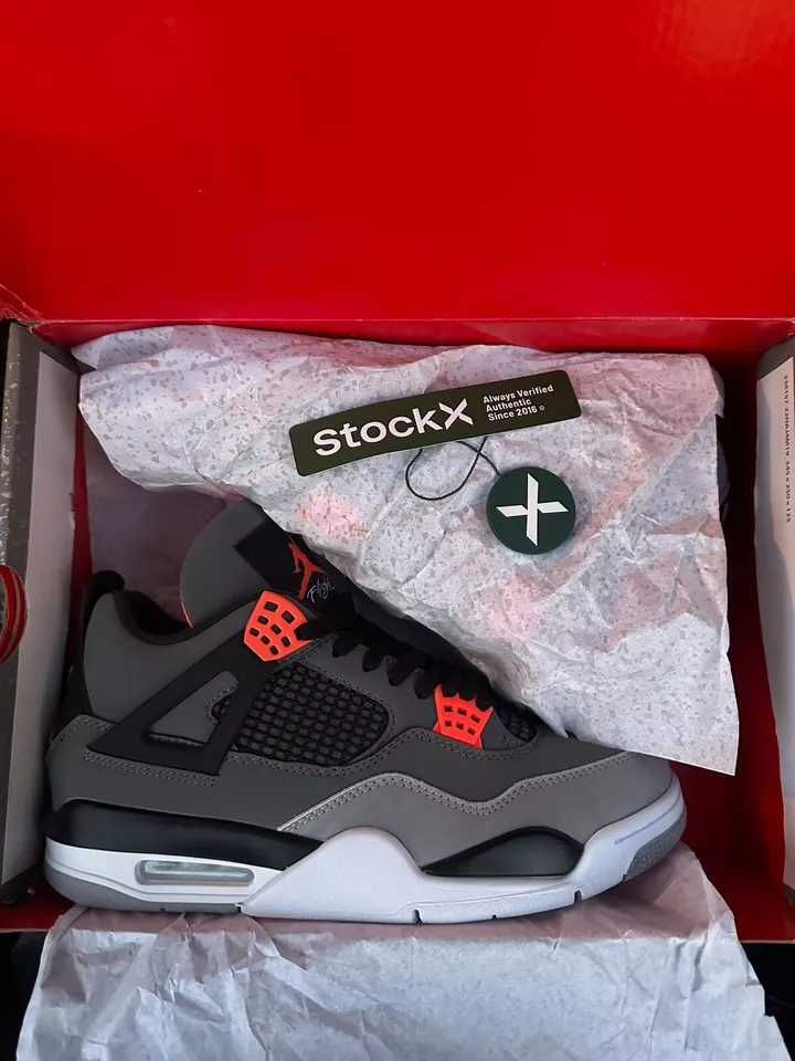 Air Jordan 4 Retro Infrared