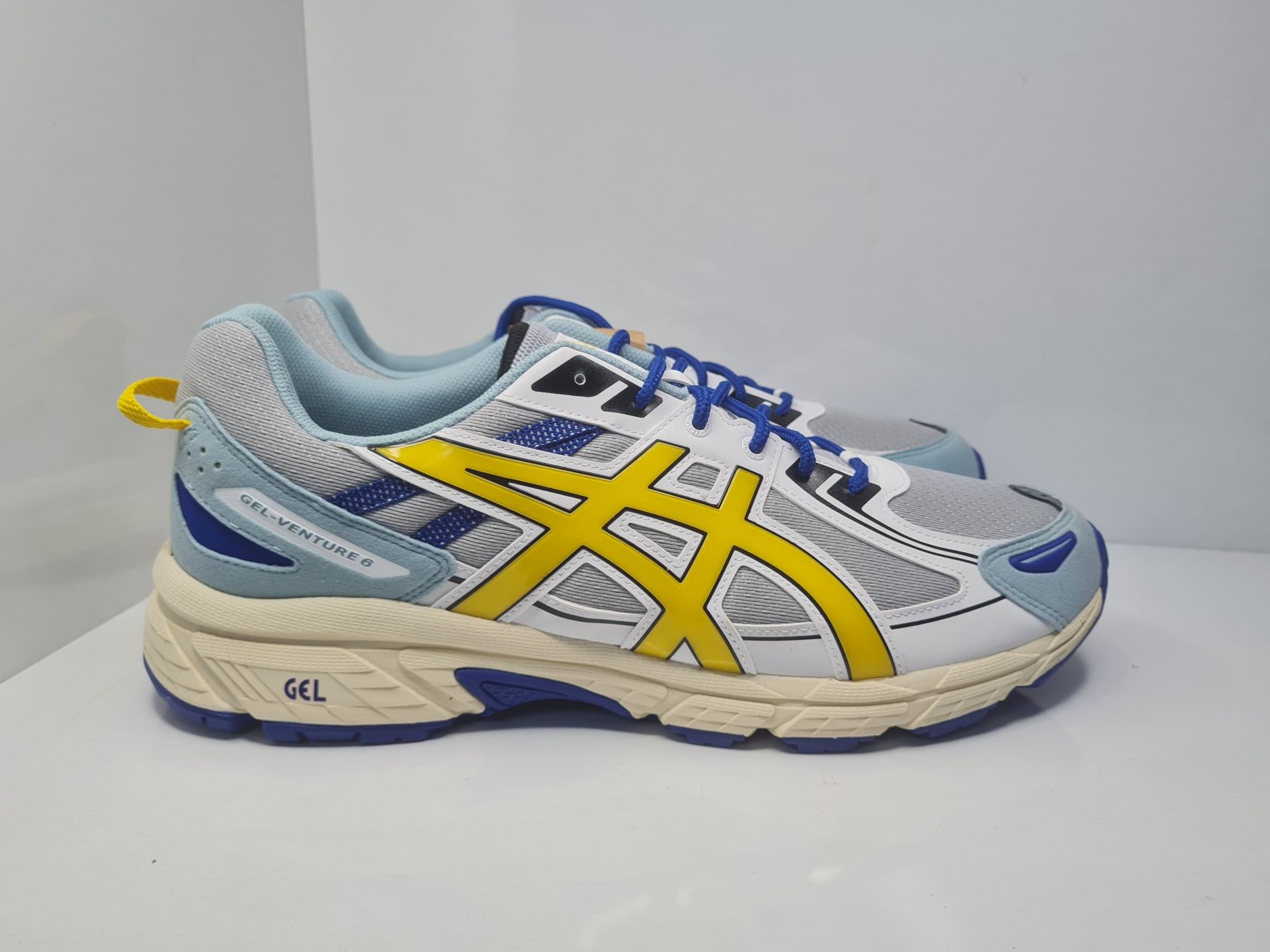 Маратонки Asics Gel- Adventure 6

Чисто нови с кутия.

Размер 49 стелк