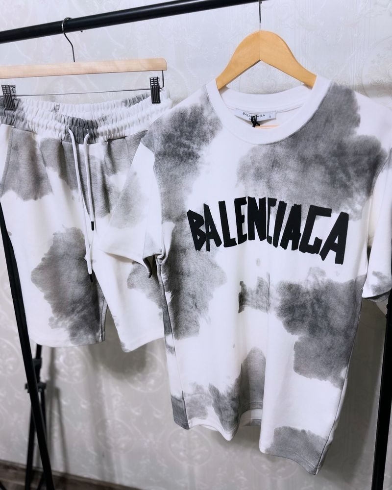 Conpleu Balenciaga