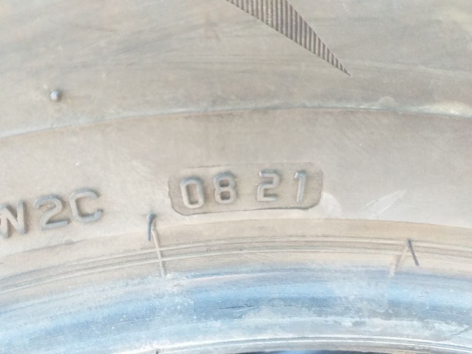 Гуми 4 броя 215/65/17