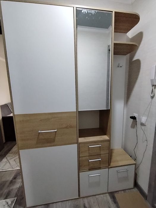 Продам прихожую. В хорошем состоянии