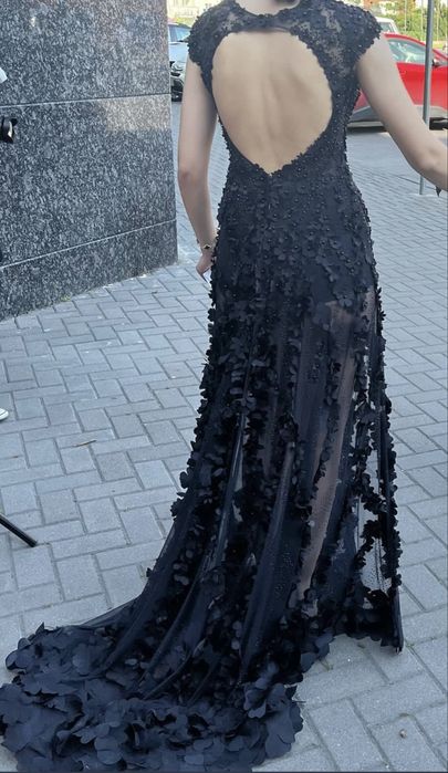 Бална рокля на Стоян Радичев