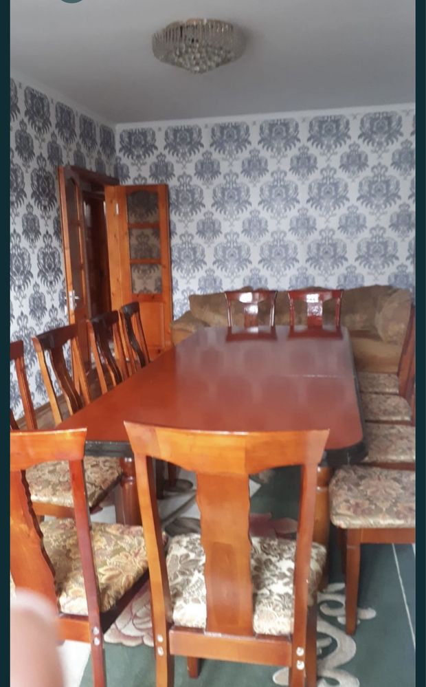 Стол, стулья из чистого дерева
