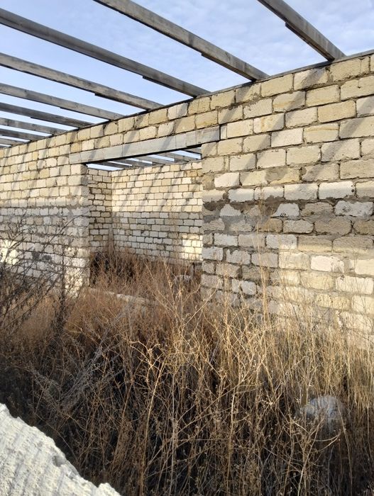 Не достроенный дом Жана Коныс 4