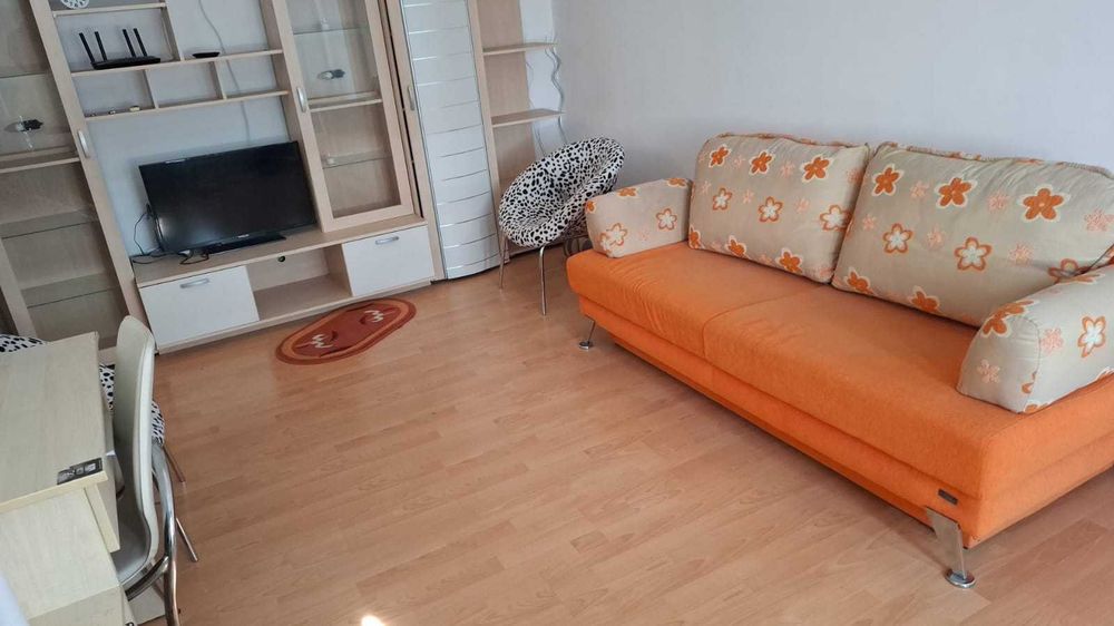 garsonieră închiriere